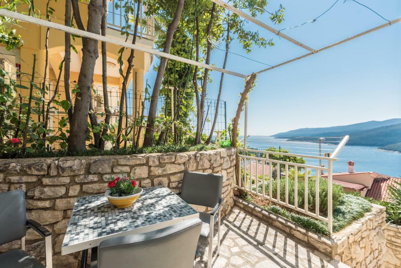 Luxury 1 Bedroom Apartment In Рабац Екстер'єр фото